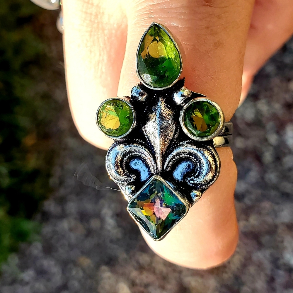 ***Sale*** New Mystic Topaz & Peridot Fleur-de-lis 925 Silver Ring._10